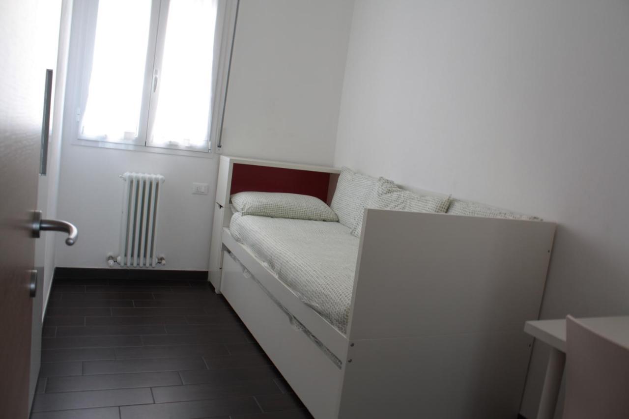 Casa Vacanze Aurora Centro Rimini Exterior photo