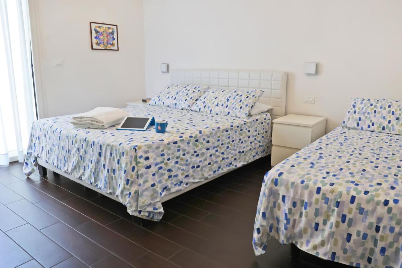 Casa Vacanze Aurora Centro Rimini Exterior photo